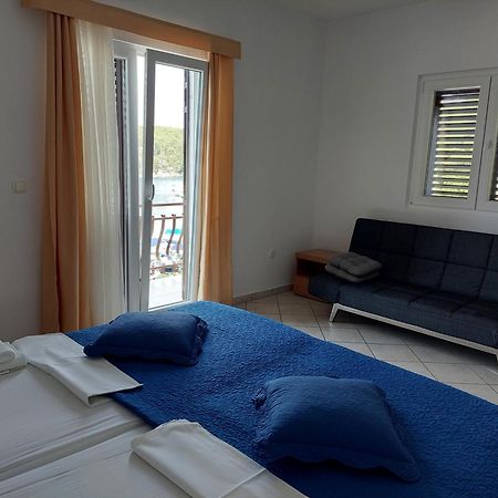Apartments Dora, With A Beautiful View Of The Bay, Near The Sea And Center Vrboska Camera foto
